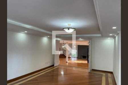 Casa para alugar com 5 quartos, 710m² em Alphaville Residencial Um, Barueri