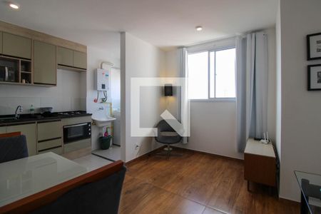 Sala/Cozinha de apartamento para alugar com 2 quartos, 41m² em Jardim Maria Duarte, São Paulo