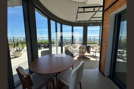 Apartamento para alugar com 2 quartos, 75m² em Alphaville Industrial, Barueri