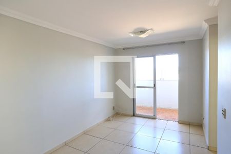 Sala de apartamento para alugar com 3 quartos, 75m² em Santa Ines, Belo Horizonte