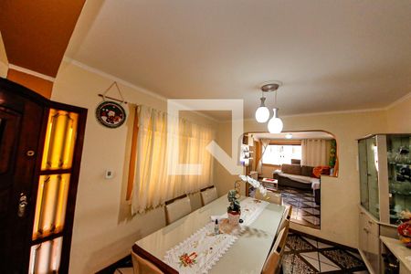 Casa à venda com 3 quartos, 150m² em Jardim Sapopemba, São Paulo