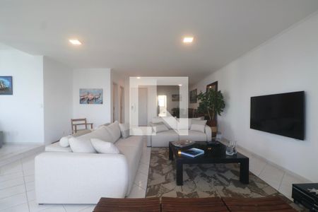 Sala de apartamento para alugar com 4 quartos, 230m² em Morro do Maluf, Guarujá