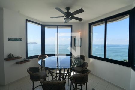 Sala de apartamento para alugar com 4 quartos, 230m² em Morro do Maluf, Guarujá