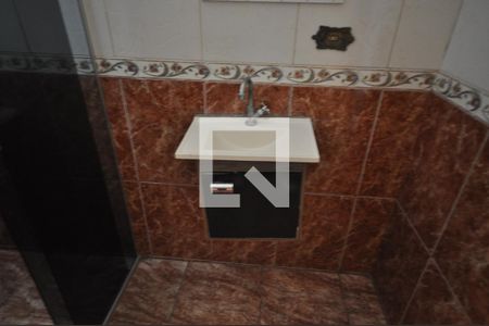 Banheiro do Quarto Suíte de casa para alugar com 2 quartos, 65m² em Jardim Fontalis, São Paulo