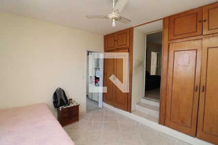 Quarto 1 de casa para alugar com 3 quartos, 110m² em Jardim Carioca, Rio de Janeiro