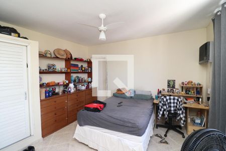 Suíte 1 de casa para alugar com 3 quartos, 110m² em Jardim Carioca, Rio de Janeiro