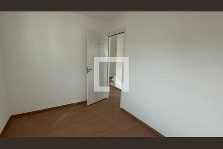 Quarto 1 de apartamento para alugar com 2 quartos, 44m² em Vargem Pequena, Rio de Janeiro