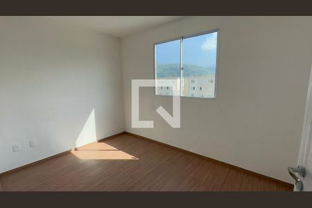 Quarto 1 de apartamento para alugar com 2 quartos, 44m² em Vargem Pequena, Rio de Janeiro