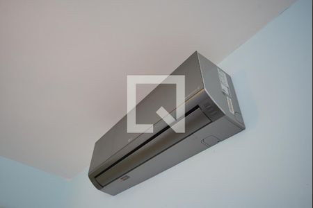 Ar condicionado  de apartamento à venda com 1 quarto, 43m² em Jardim do Salso, Porto Alegre