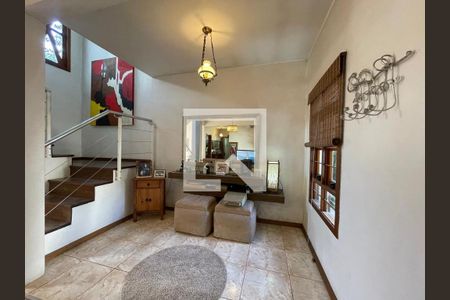 Casa para alugar com 3 quartos, 235m² em Primavera, Novo Hamburgo