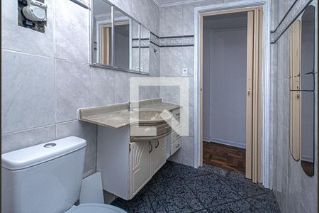 banheiro social_3 de apartamento para alugar com 2 quartos, 63m² em Vila Água Funda, São Paulo