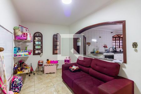 Sala  de casa à venda com 3 quartos, 300m² em Quitaúna, Osasco