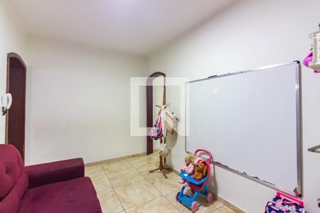 Sala  de casa à venda com 3 quartos, 300m² em Quitaúna, Osasco