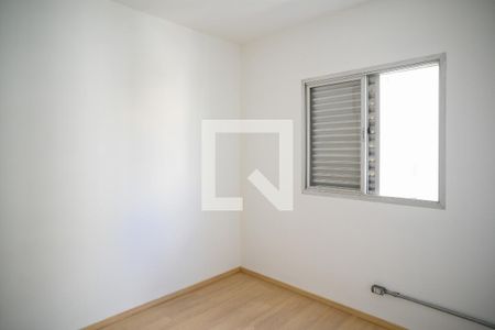 Quarto 1 de apartamento para alugar com 2 quartos, 62m² em Vila Moraes, São Paulo