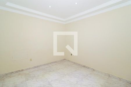 Quarto 1 de casa para alugar com 2 quartos, 119m² em Bangu, Rio de Janeiro