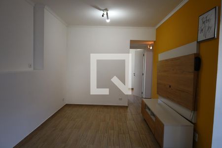 Apartamento para alugar com 3 quartos, 75m² em Jardim Luanda, São Paulo