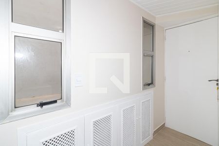 Entrada de apartamento à venda com 3 quartos, 77m² em Indianópolis, São Paulo