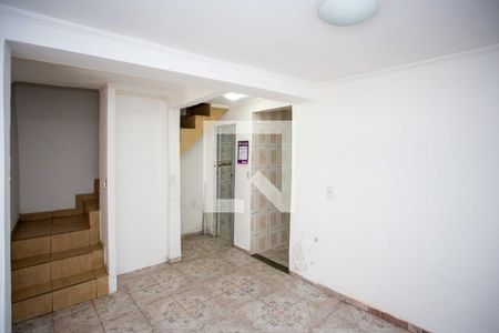 Sala de TV de casa à venda com 3 quartos, 120m² em Jardim Miriam, São Paulo