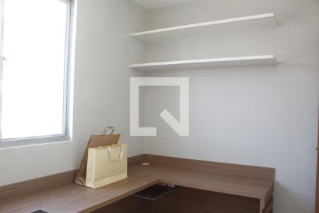 Quarto 1 de apartamento para alugar com 2 quartos, 48m² em Taquara, Rio de Janeiro