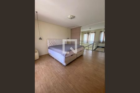 Quarto de casa para alugar com 4 quartos, 230m² em Suru, Barueri