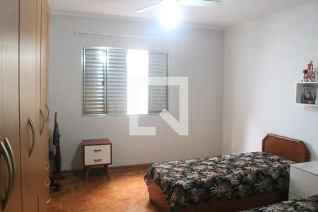 Quarto 1 de casa para alugar com 2 quartos, 135m² em Olímpico, São Caetano do Sul