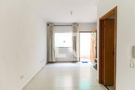 Sala/Cozinha de casa de condomínio para alugar com 2 quartos, 50m² em Parada Xv de Novembro, São Paulo