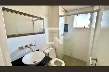 Banheiro de kitnet/studio para alugar com 1 quarto, 37m² em Vila Augusta, Guarulhos