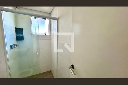 Banheiro de kitnet/studio para alugar com 1 quarto, 37m² em Vila Augusta, Guarulhos