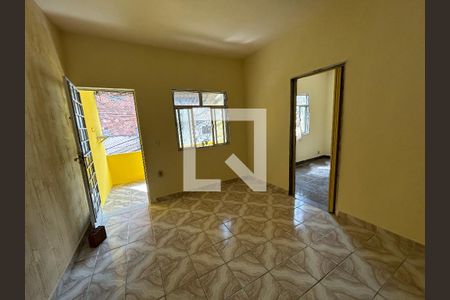 Sala de casa para alugar com 2 quartos, 200m² em Praça Seca, Rio de Janeiro