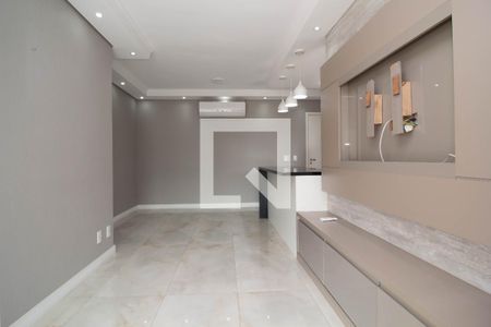 Sala de apartamento para alugar com 2 quartos, 67m² em Jardim Flor da Montanha, Guarulhos