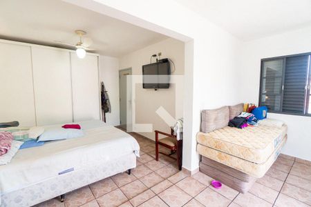 Quarto 2 de casa para alugar com 2 quartos, 150m² em Vila Campestre, São Paulo