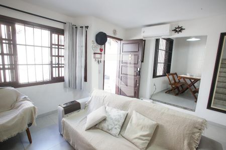 Sala de casa à venda com 3 quartos, 116m² em Pechincha, Rio de Janeiro