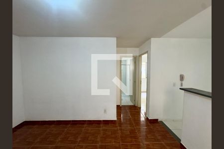 Sala de apartamento para alugar com 2 quartos, 44m² em Água Chata, Guarulhos