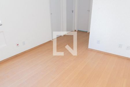 Sala de apartamento para alugar com 2 quartos, 43m² em Guaratiba, Rio de Janeiro