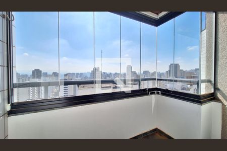 Varanda da suíte  de apartamento para alugar com 3 quartos, 237m² em Pompeia, São Paulo