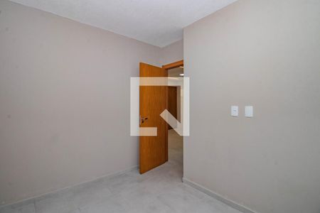 Quarto 2 de apartamento para alugar com 2 quartos, 36m² em Rubem Berta, Porto Alegre