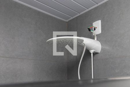 Banheiro de casa de condomínio para alugar com 1 quarto, 29m² em Glória, Porto Alegre