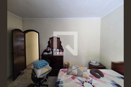 Suíte 01 de casa à venda com 4 quartos, 350m² em Vila das Bandeiras, Guarulhos