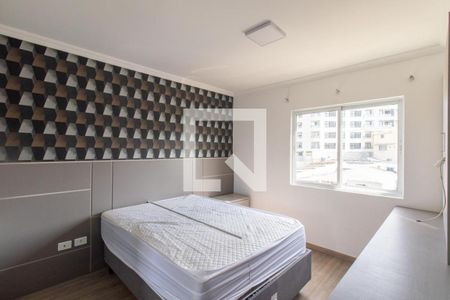 Quarto 1 Suite de apartamento para alugar com 2 quartos, 75m² em Capão Raso, Curitiba