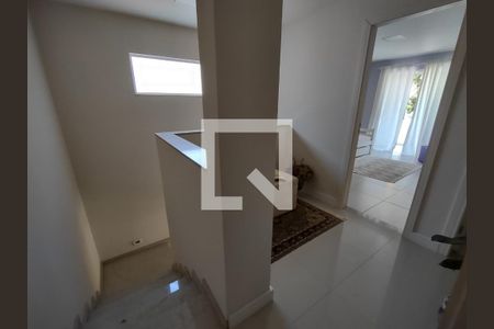 Corredor de casa à venda com 4 quartos, 140m² em Vargem Grande, Rio de Janeiro
