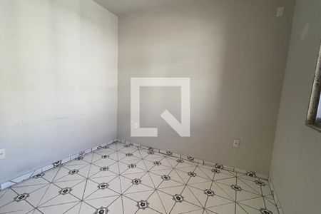 Quarto de casa para alugar com 1 quarto, 50m² em Centro, Duque de Caxias