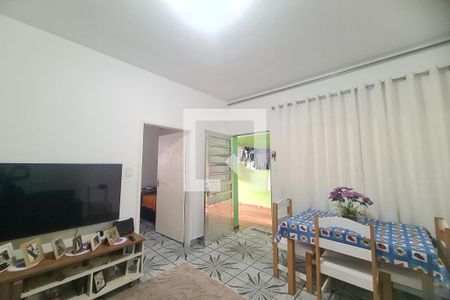 Sala de casa à venda com 3 quartos, 189m² em Vila Tolstoi, São Paulo