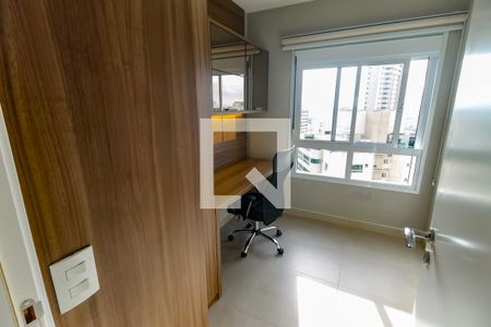 Quarto 1 de apartamento para alugar com 2 quartos, 58m² em Morumbi, São Paulo
