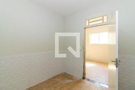 Quarto 1 de casa à venda com 3 quartos, 150m² em Realengo, Rio de Janeiro