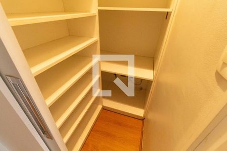 Armário do corredor de casa para alugar com 3 quartos, 120m² em Vila Mariana, São Paulo