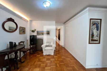 Sala de estar  de apartamento à venda com 3 quartos, 250m² em Copacabana, Rio de Janeiro