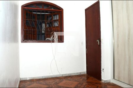Quarto 1 de casa para alugar com 3 quartos, 110m² em Ouro Minas, Belo Horizonte
