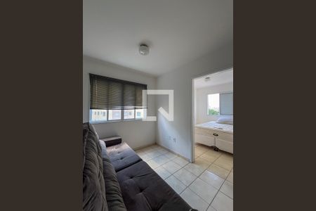 Sala de apartamento para alugar com 2 quartos, 45m² em Parque Fongaro, São Paulo