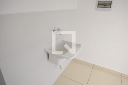 Cozinha e Área de Serviço de apartamento para alugar com 1 quarto, 23m² em Jardim de Alah, Taubaté