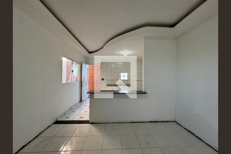 Sala de casa para alugar com 2 quartos, 90m² em Jardim Boa Vista (zona Oeste), Osasco